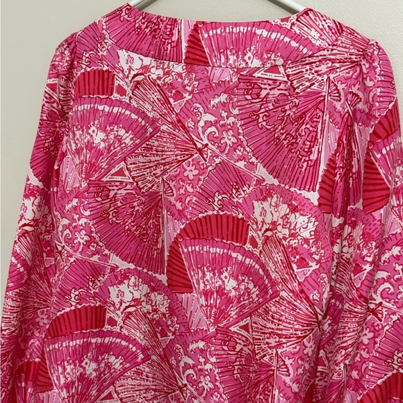 Lilly Pulitzer Womens Oversize XS 100% Silk Long Slv Top Pink Asian Fans Vibrant - Picture 7 of 7